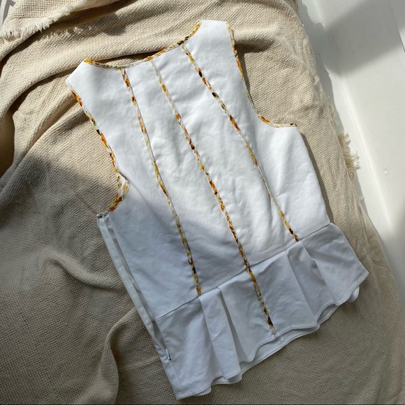 Fitted flare blouse - Picture 8 of 10